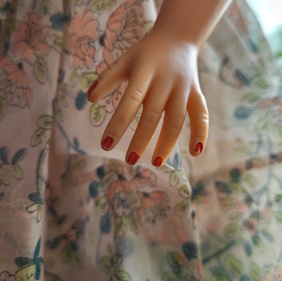 Antique Miss Revlon Doll - Picture 11 of 16